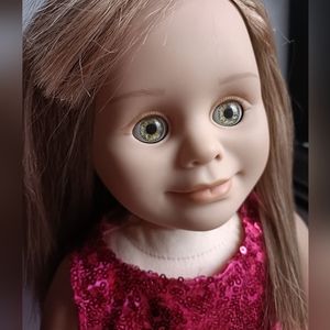 Maplelea Leonie 18" Doll